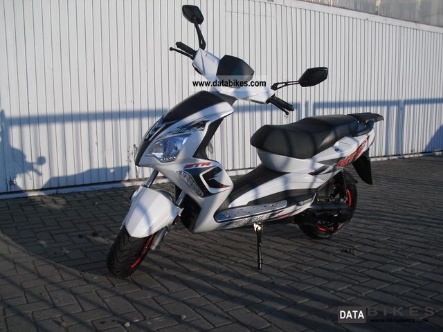 2012 Adly  NEW BARGAIN Blizzard GTA 50 Motorcycle Scooter photo