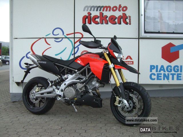 2011 Aprilia  MSRP SMV 750 DORSODURO 2012 ABS ALSO ALL COLORS! Motorcycle Motorcycle photo