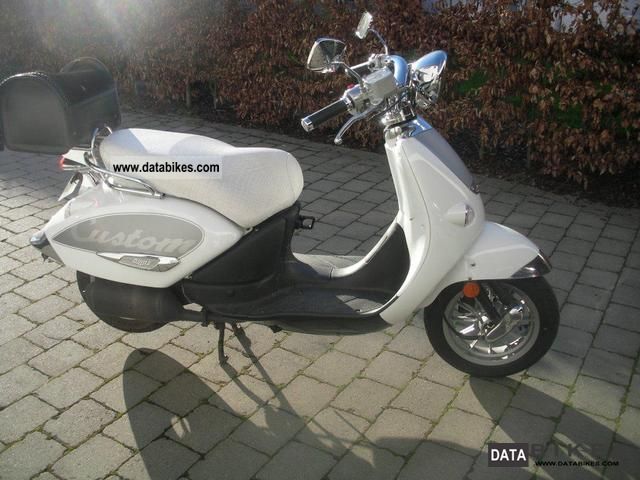 2008 Aprilia  Mojito Custom 50 Motorcycle Scooter photo