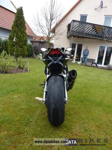 2010 Aprilia  RSV4 Motorcycle Sports/Super Sports Bike photo