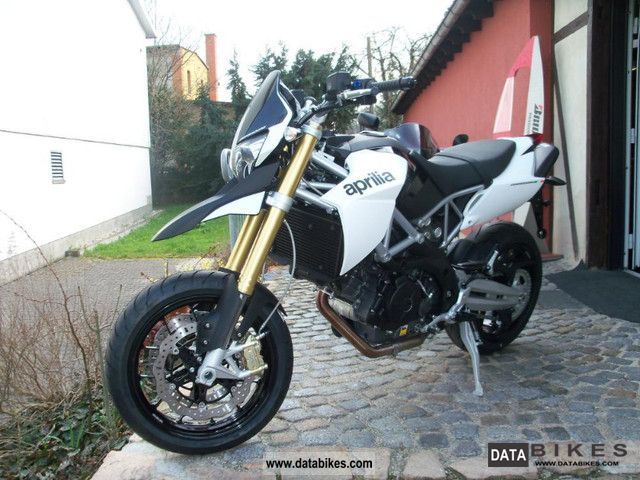 2011 Aprilia  DORSODURO SMV 750 750 2011 Motorcycle Motorcycle photo