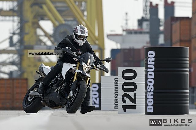 2011 Aprilia  DORSODURO 1200 ABS / ATC presenters Motorcycle Motorcycle photo