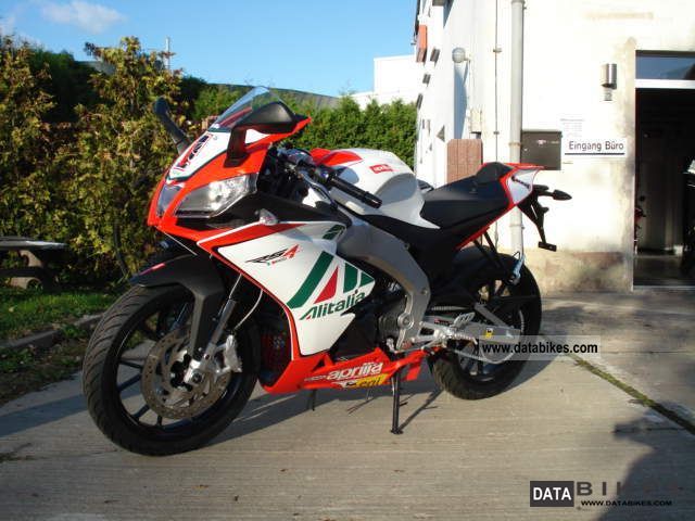 2011 Aprilia  125 Max Biaggi incl RS4 80km / h restriction Motorcycle Lightweight Motorcycle/Motorbike photo
