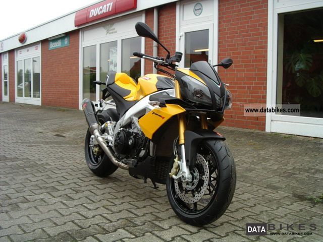 2011 Aprilia  V4 Tuono Akrapovic APRC Motorcycle Naked Bike photo