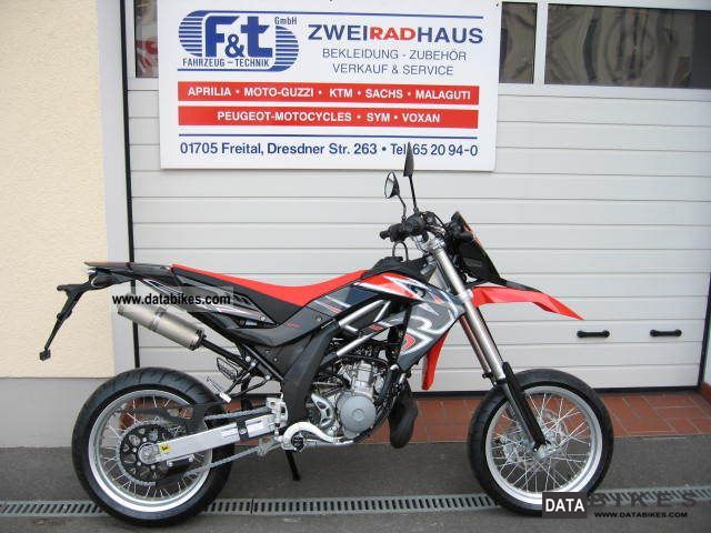 2011 Aprilia  SX125 Motorcycle Lightweight Motorcycle/Motorbike photo