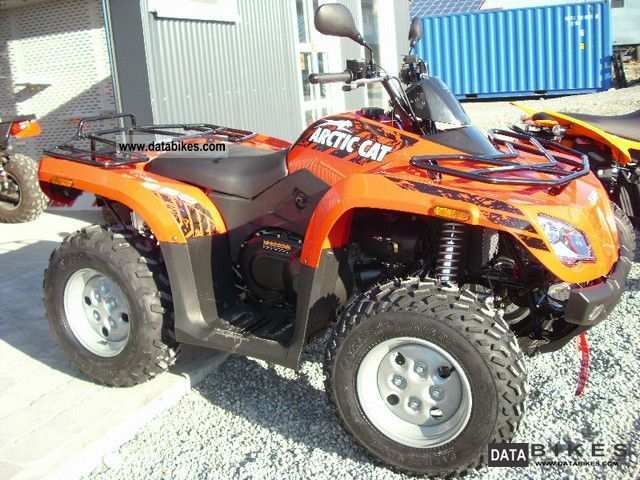 2011 Arctic Cat  350 4x2 new model Motorcycle Quad photo