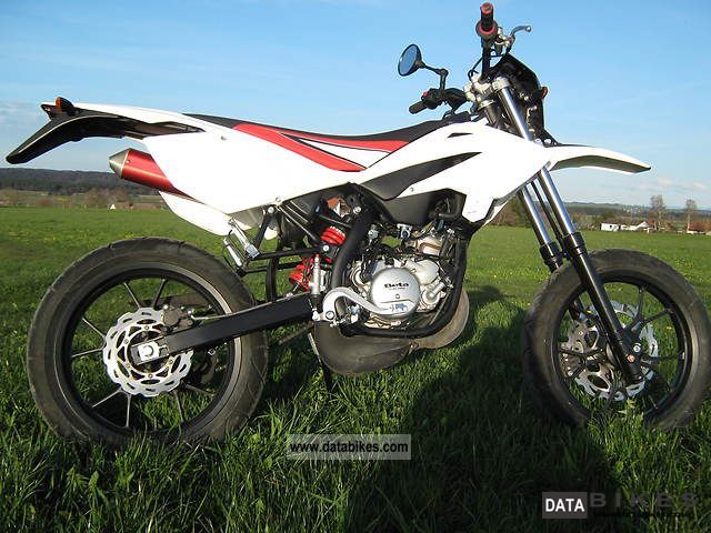 2010 Beta  RR 50 Motard Motorcycle Lightweight Motorcycle/Motorbike photo