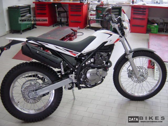 2011 Beta  ALP 200 2012 NOW AVAILABLE! Motorcycle Motorcycle photo
