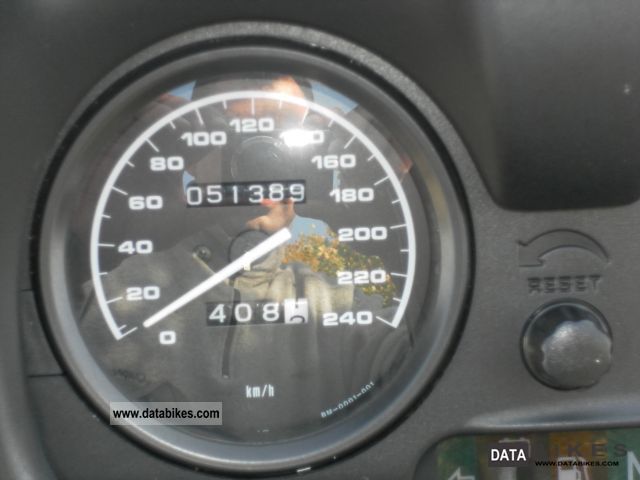Accessing 1999 bmw r1100 motorcycle batteries #6