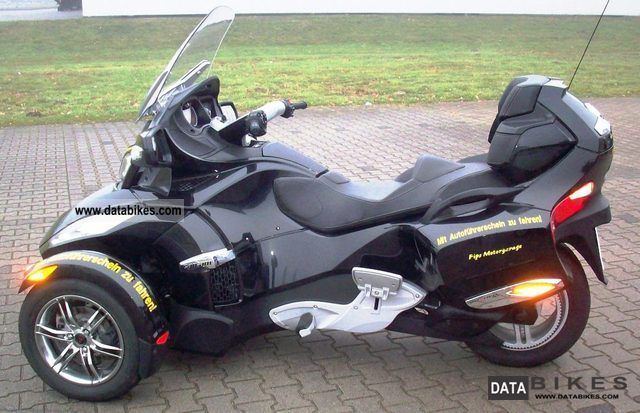 2011 Can Am  Spyder SE5 RT-S991 B11 Motorcycle Motorcycle photo