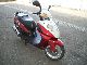 1998 Daelim  SG 125 F Motorcycle Scooter photo 1
