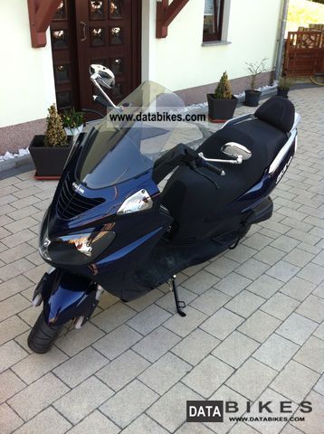 2010 Daelim  Freewing S2 125 Fi, delivery on request Motorcycle Scooter photo