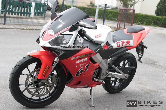 2005 Derbi  Gpr 50 racing Motorcycle Lightweight Motorcycle/Motorbike photo