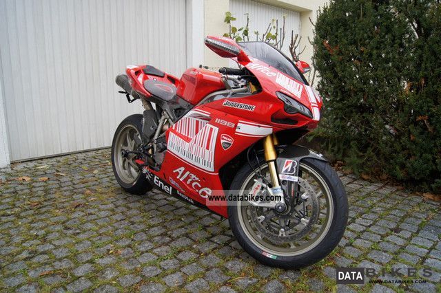 2009 Ducati  1198 S / CARBON / DTC / WARRANTY / LOT OF ACCESSORIES Motorcycle Sports/Super Sports Bike photo