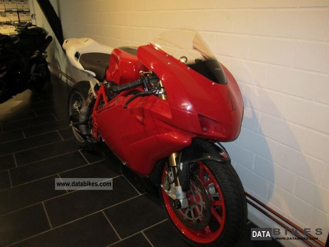 2003 Ducati  999 S racing, motorcycle racing Motorcycle Racing photo
