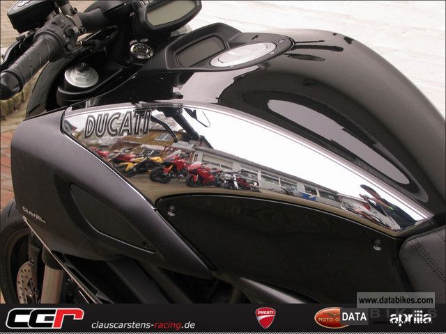 2011 Ducati Diavel ABS Cromo