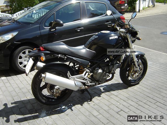 2000 Ducati Monster 900 I.E.