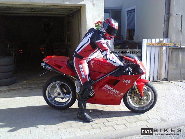 2001 Ducati  748 Motorcycle Sports/Super Sports Bike photo