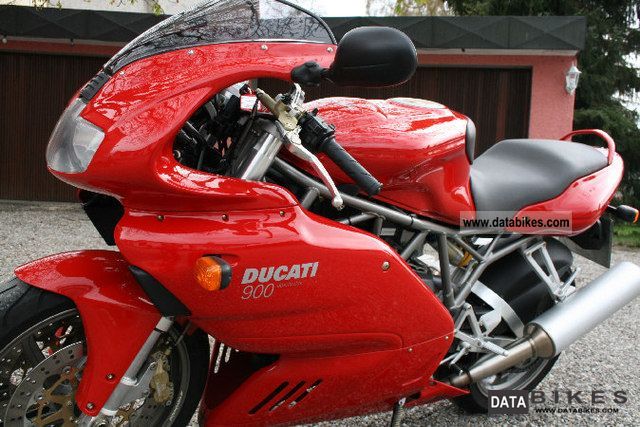 Ducati  SS 900 2001 Sports/Super Sports Bike photo