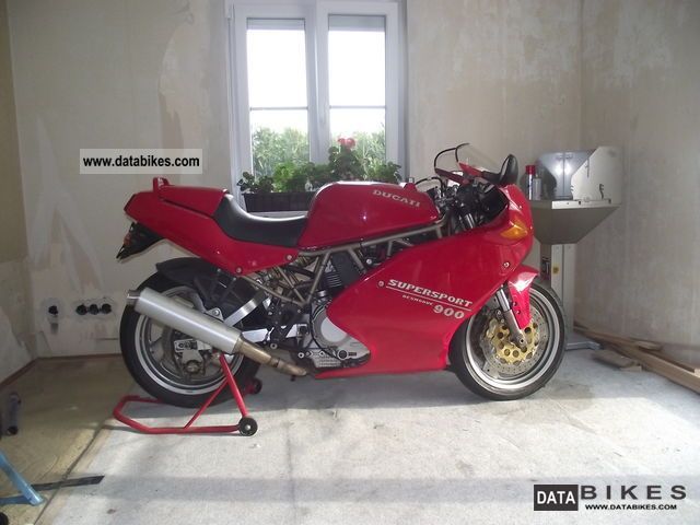 1996 Ducati  900 ss Motorcycle Sports/Super Sports Bike photo