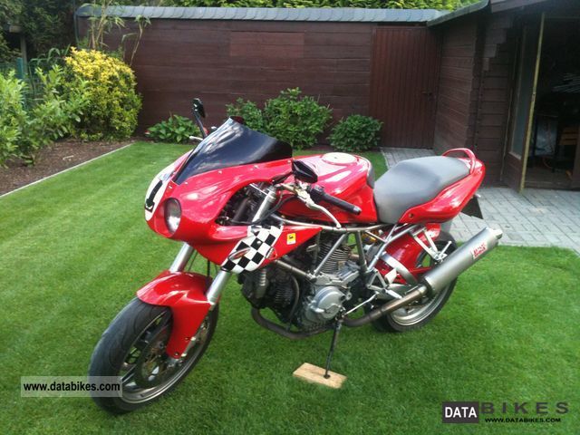 2002 Ducati  900 SS Nuda Motorcycle Sport Touring Motorcycles photo