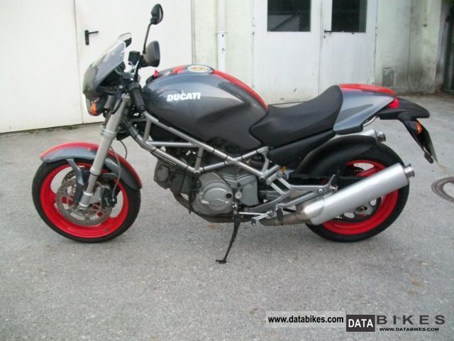 2005 Ducati  Monster 620iE, 620 Monster Motorcycle Naked Bike photo
