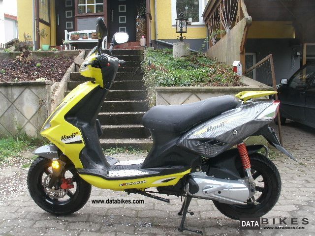 thumbnail interactive-video image 1 of Citomerx Mirror Set For Explorer Race GT 50, Rex RS 450, Baotian Scooter – Black, M8 1 of 3
