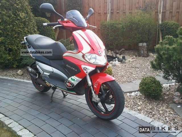 Gilera  Runner SP50 scooter type: C46 2006 Scooter photo