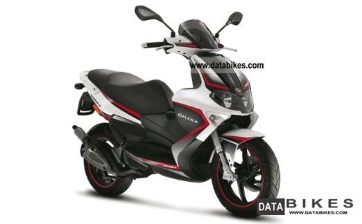 2011 Gilera  RUNNER 125 ST!! FAST FOR FREE!! Motorcycle Scooter photo