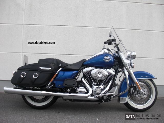 2010 Harley Davidson  FLHRC Road King Classic 2010 * ABS * Motorcycle Tourer photo