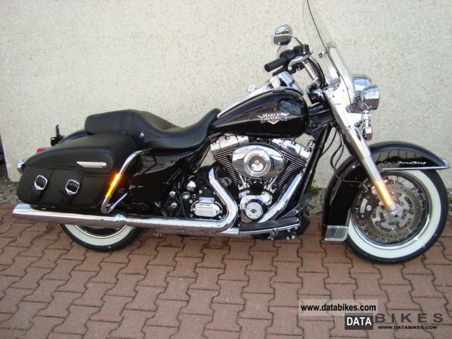 2010 Harley Davidson  Road King ABS 103cu Motorcycle Chopper/Cruiser photo