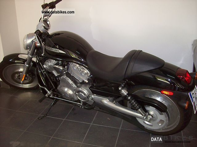 2005 Harley Davidson  Vrod VRSCB Motorcycle Chopper/Cruiser photo