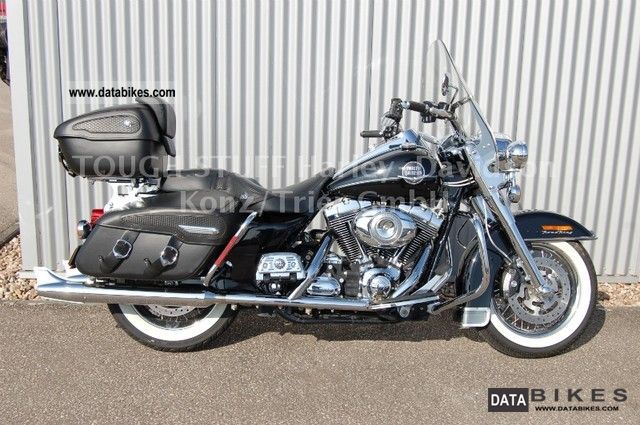 2008 FLHRC Road King Classic with