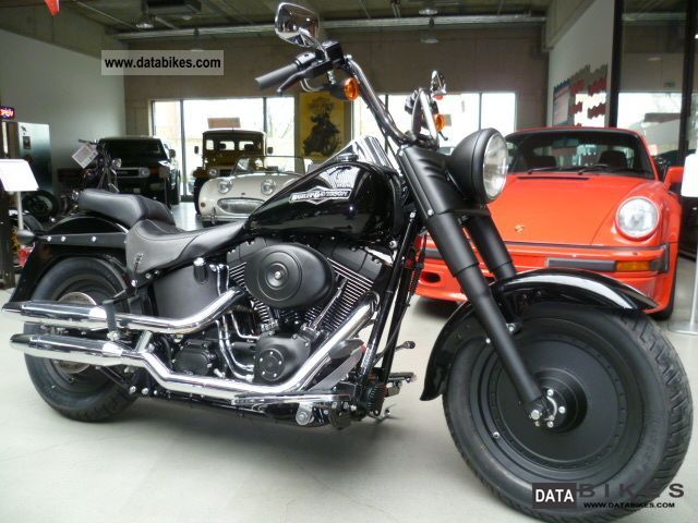 2006 Harley Davidson  FLSTCI Heritage Softail Dark Series Motorcycle Chopper/Cruiser photo