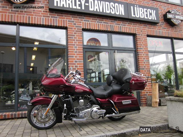 2011 Harley Davidson  FLTRUSE CVO Road Glide Motorcycle Chopper/Cruiser photo