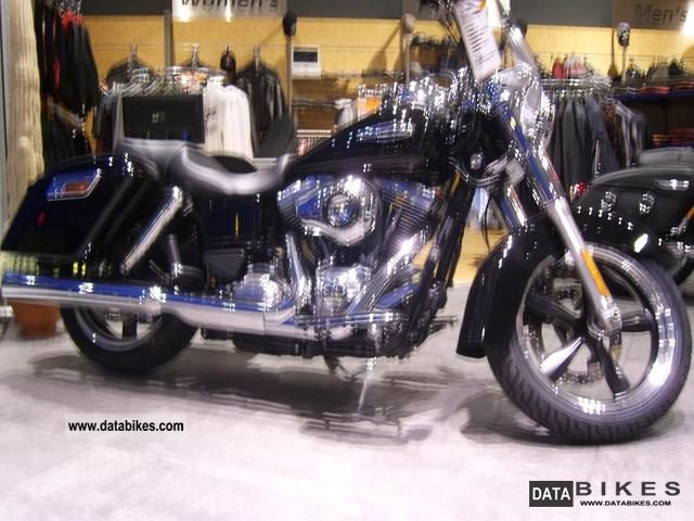 2011 Harley Davidson  Dyna Switchback FLD power and comfort Motorcycle Chopper/Cruiser photo