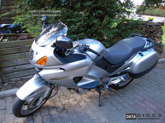 2004 Honda  Deauville Motorcycle Sport Touring Motorcycles photo