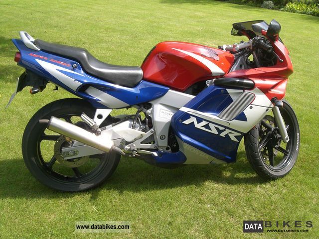 2001 Honda  NSR Motorcycle Lightweight Motorcycle/Motorbike photo