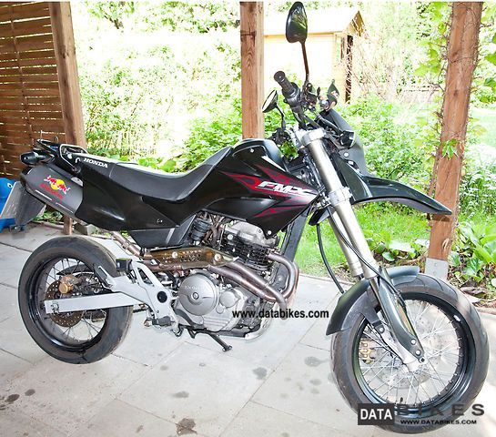 2005 Honda  FMX 650 (RD12) Motorcycle Super Moto photo