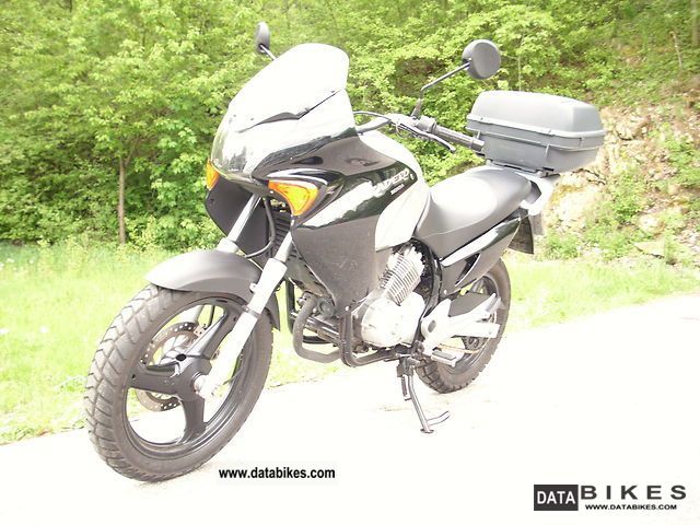 2003 Honda  Varadero XL 125 V2 Motorcycle Enduro/Touring Enduro photo