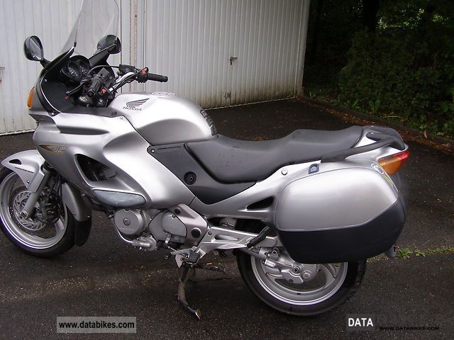 2002 Honda  Deauville NT650V Motorcycle Tourer photo