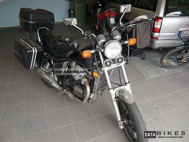 1984 Honda  CX 650 C Motorcycle Chopper/Cruiser photo