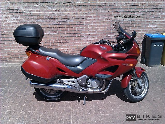 1998 Honda  Deauville 650 Motorcycle Tourer photo