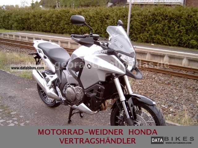 2011 Honda  CROSS VFR1200X TOURER * TCS * KARDAN * Center stand * Motorcycle Enduro/Touring Enduro photo