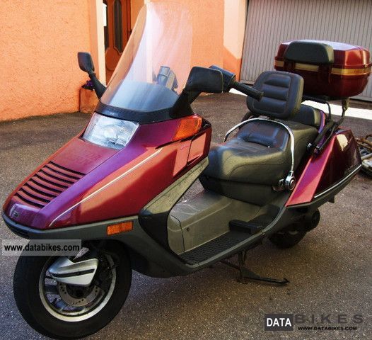 1997 Honda  Helix Motorcycle Scooter photo