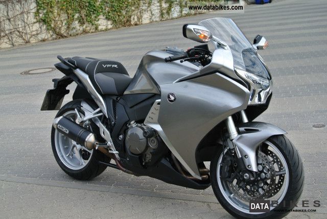 3M Reflective Black Decals For Honda VFR 1200 / 800D Hard Bags – Rear Placement