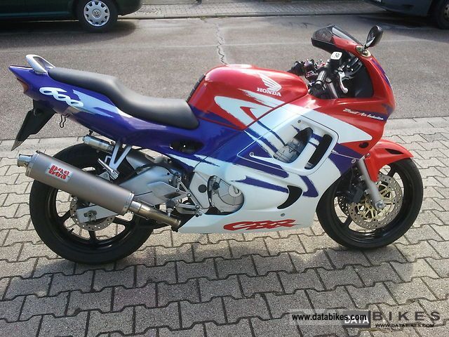 1998 Honda  PC31 Motorcycle Sport Touring Motorcycles photo