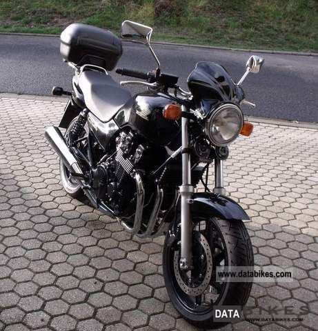 2003 Honda  CB 750 / RC 42 Motorcycle Naked Bike photo