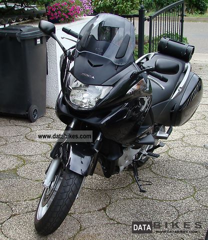 2006 Honda  NT700V Motorcycle Tourer photo