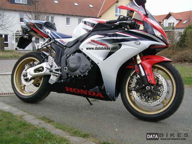2007 Honda  Fireblade Motorcycle Sports/Super Sports Bike photo